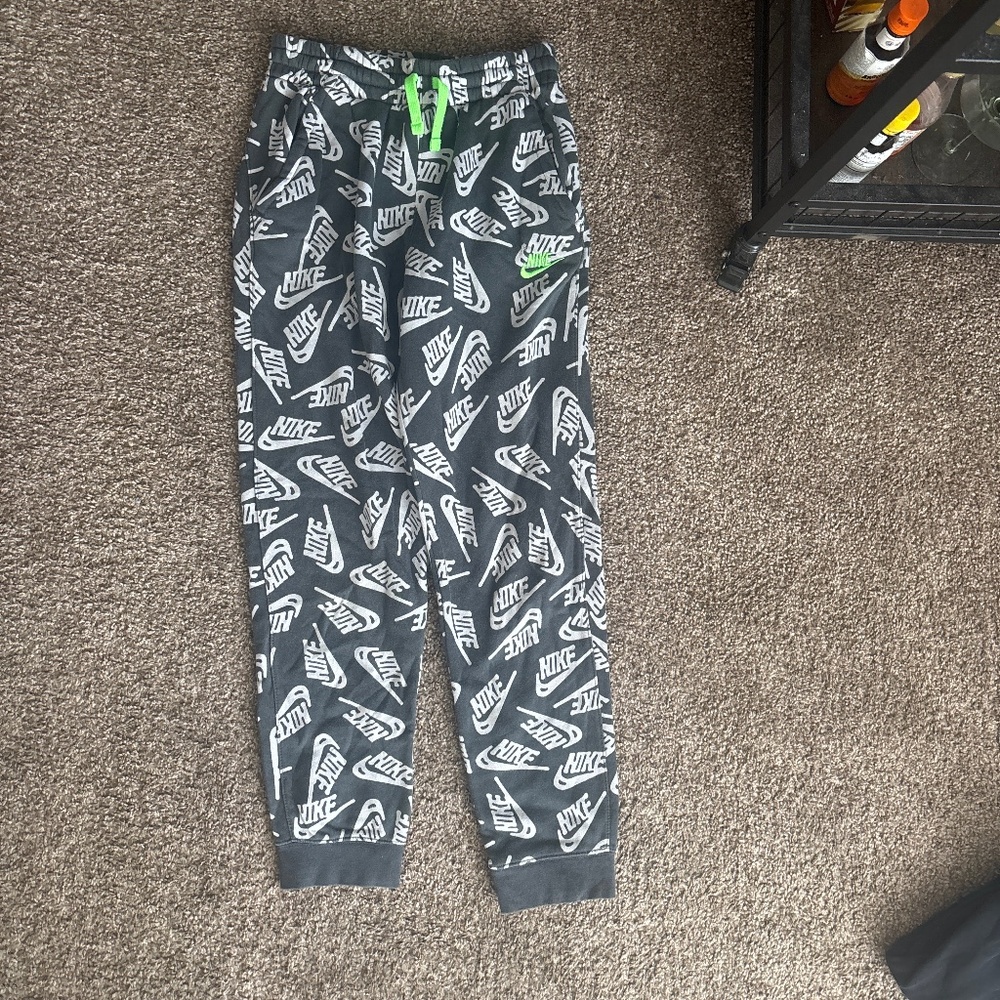 Nike sportswear